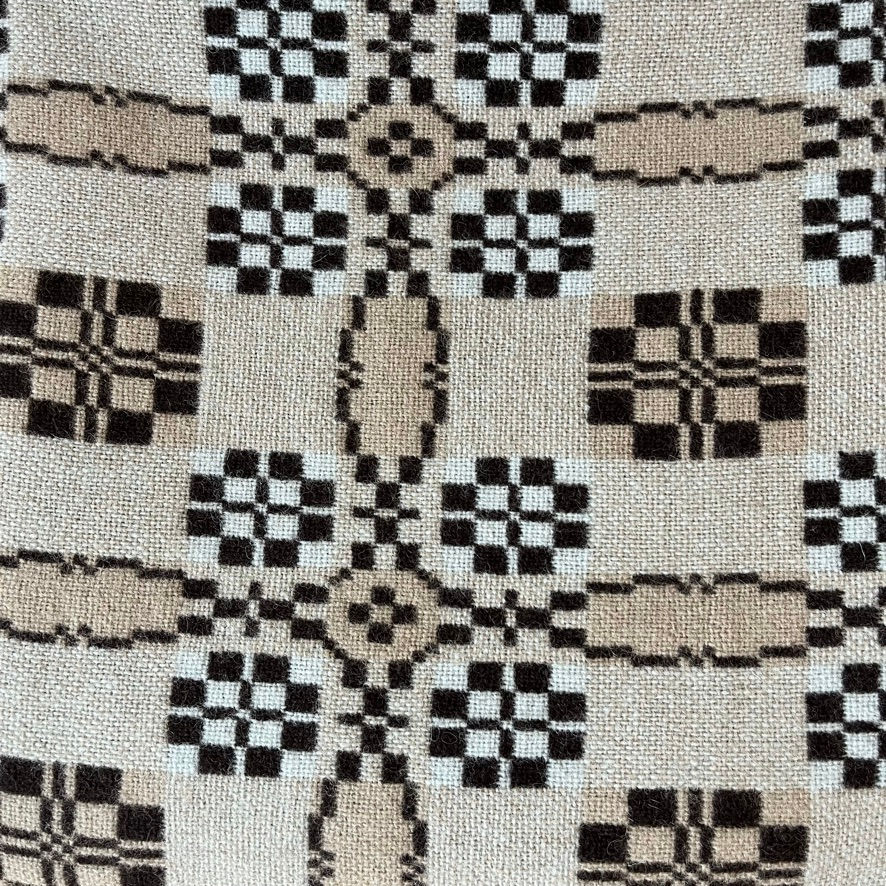 Thumbnail: Penmachno Wool Blanket – Brown & Beige