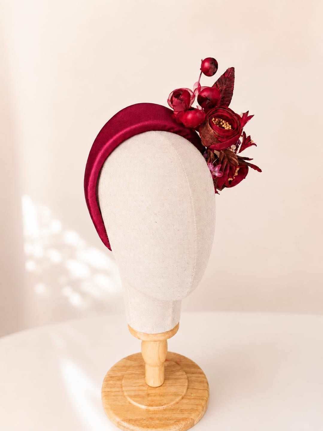 247. Red Floral Leaf Detailed Headpiece
