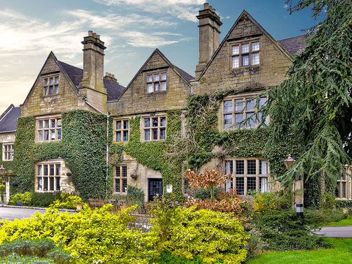Elevate Your Wedding Experience: Weston Hall Hotel, Your Quintessential Venue in Bedworth, Warwickshire