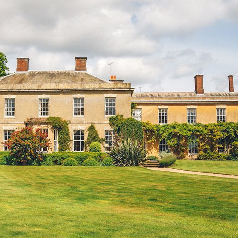 Why Yeldersley Hall is the Perfect Wedding Venue: A Comprehensive Review