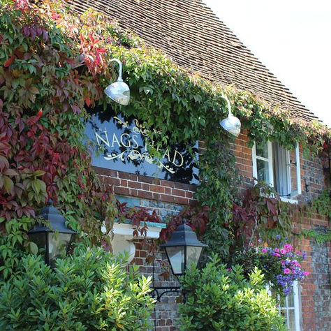 Why The Nags Head, Great Missenden Is a Perfect Venue for an Intimate Wedding