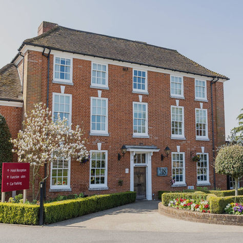 Windmill Village Hotel, Golf Club & Spa Wedding Venue Review – A Stylish Coventry Wedding Venue with Stunning Views