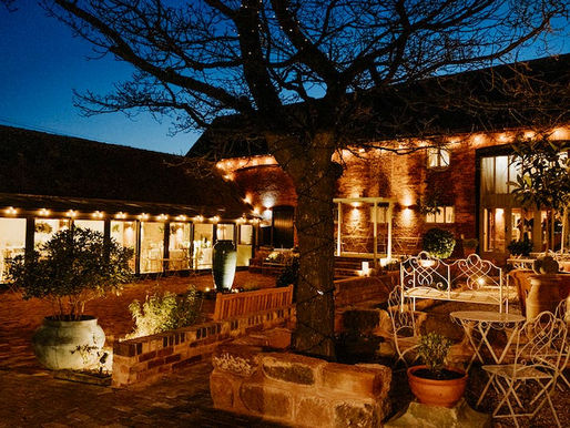 Rocking Romance at Currandine Barns: Kyle & Lucy's Unforgettable Wedding