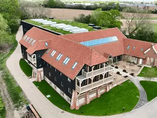 Garsington Studios Wedding Venue Review – A Contemporary Countryside Wedding Venue with Stunning Chiltern Views