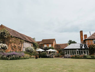 Coddington Vineyard Wedding Venue Review – A Beautiful Vineyard Wedding Venue Near Ledbury, Herefordshire