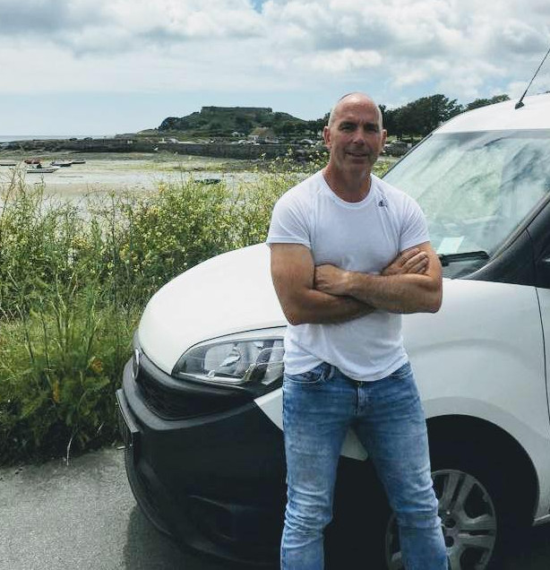 Island Bathrooms Guernsey - Ian Robinson
