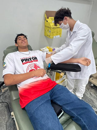 Ação Social - Pintor sangue Bom
