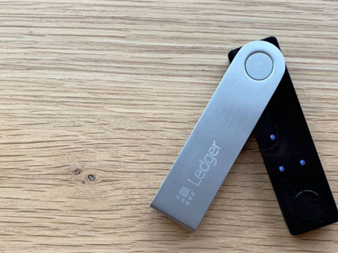 Test, tutoriel et avis sur le portefeuille crypto Ledger Nano X