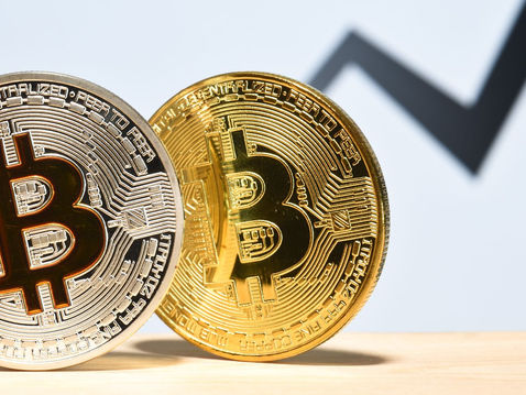 Le prix du Bitcoin rebondit au-dessus de 5 000 $ alors qu'un analyste prévoit une compression