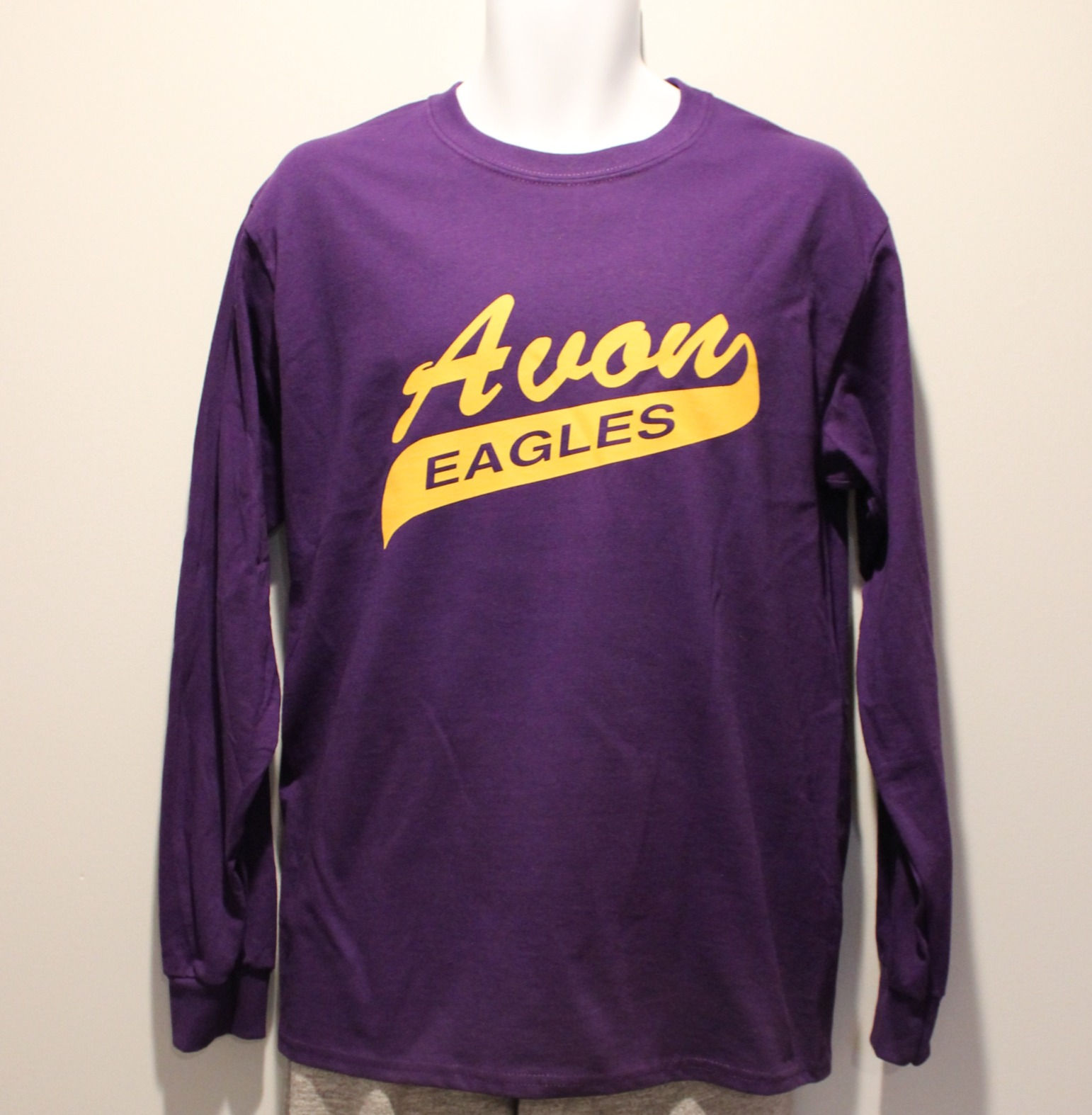 Long Sleeved Avon with Tail Shirt