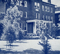 23084402662_7173ab3c93_q.jpg