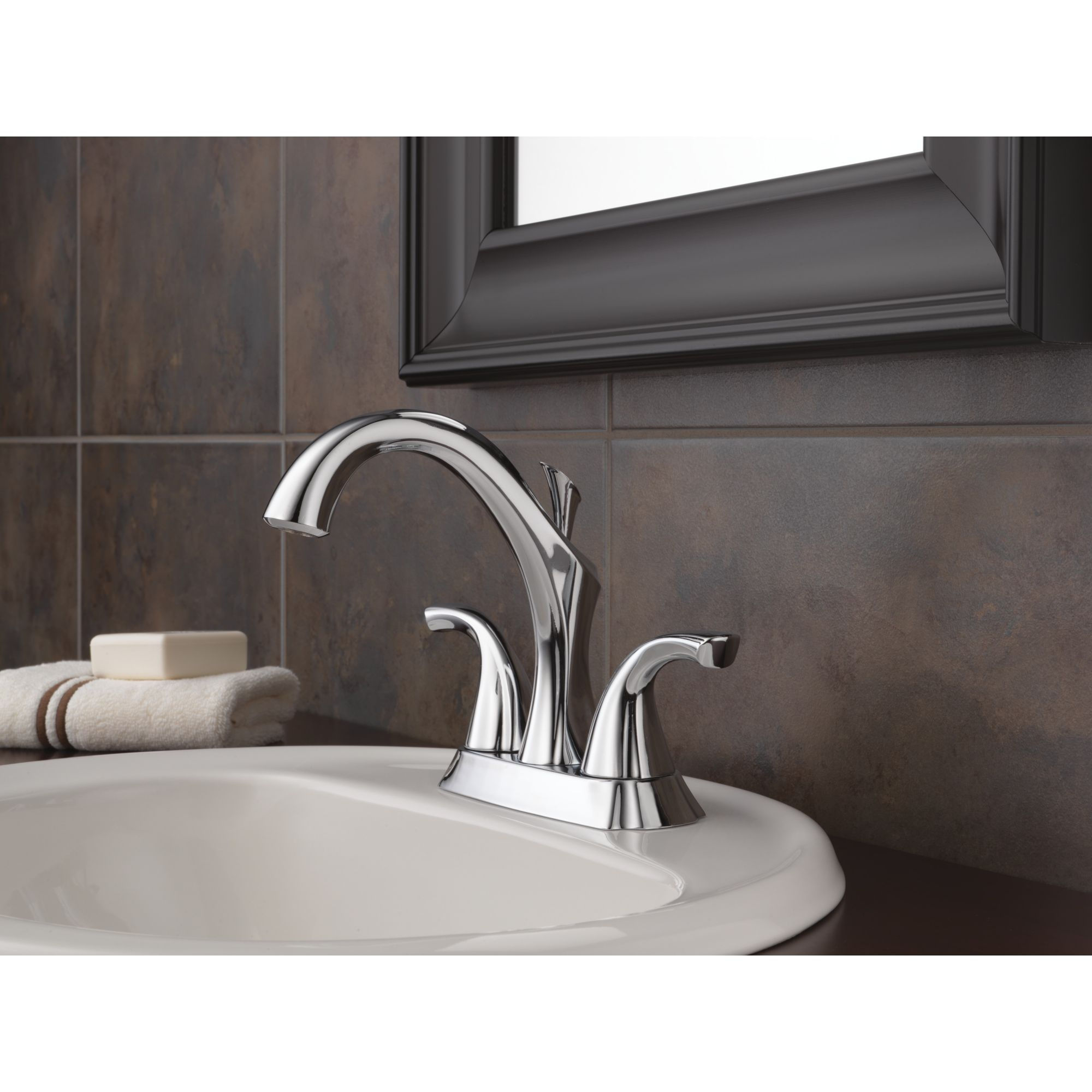 DELTA 4" Centreset Bathroom Faucet