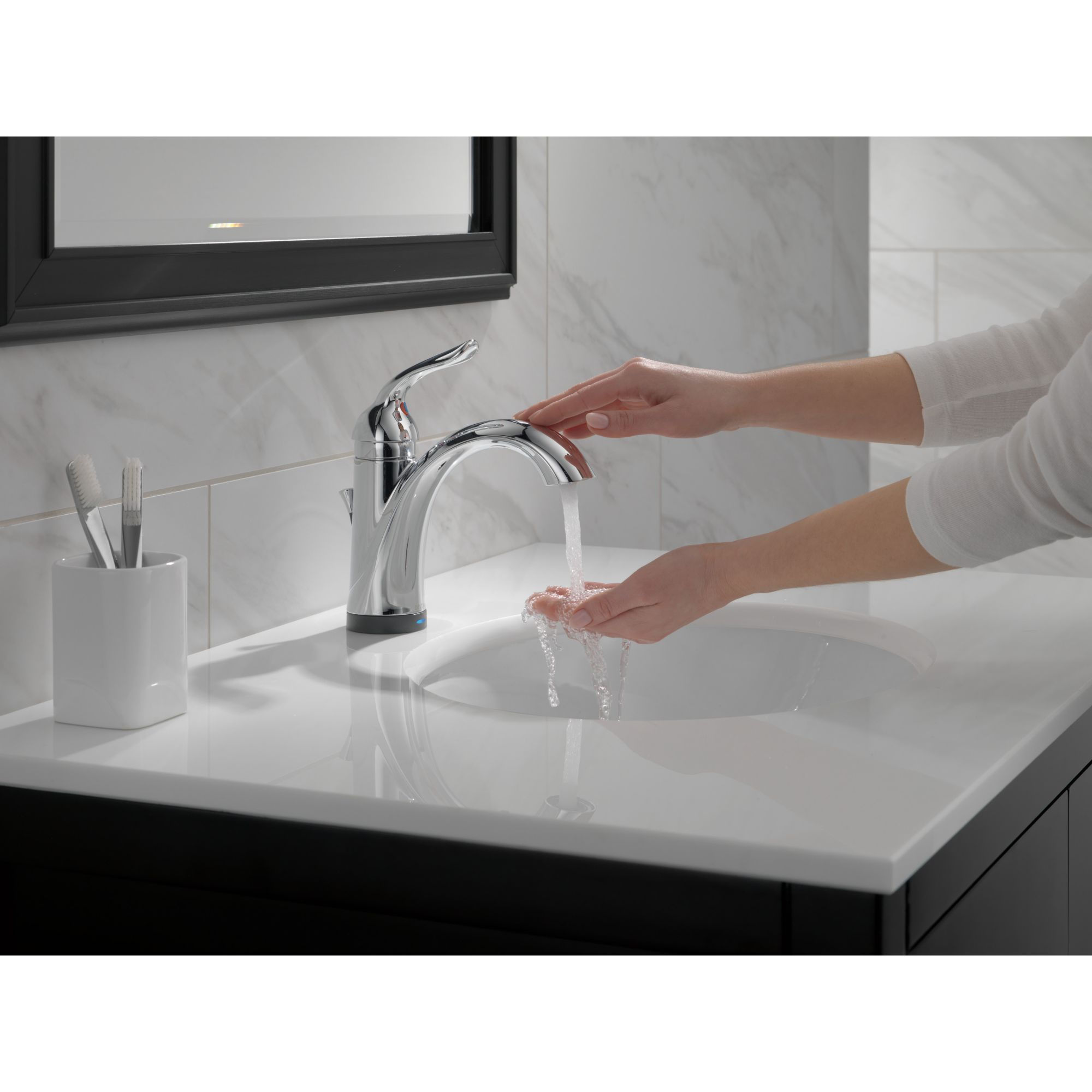 LAHARA® Single Handle Bathroom Faucet-Touchless
