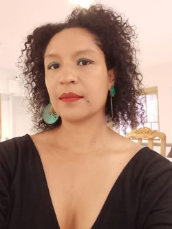 Ana Dos Santos