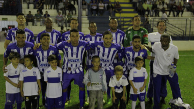 Formiga empata mais uma vez e segue sem ganhar dentro de casa