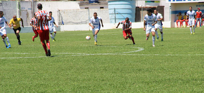 Formiga vence Novo Esporte de virada em um jogo emocionante