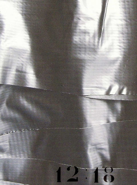 Suspensionis Tempore
Ano 2016
Fotografia com impressão digital sobre acetato
30 x 20 cm