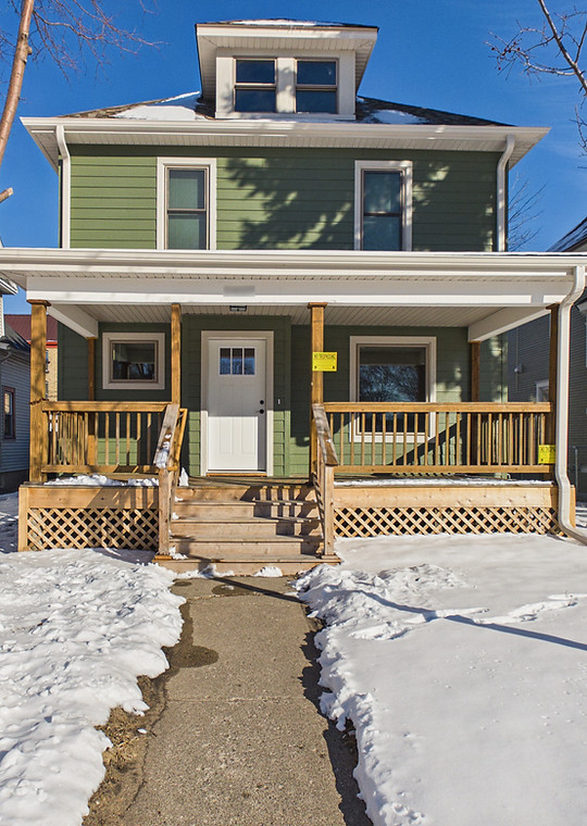 2427 17th Ave S.jpg