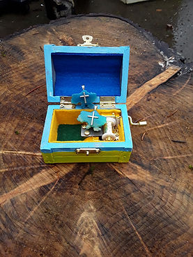 Ukraine-Box-2.jpg