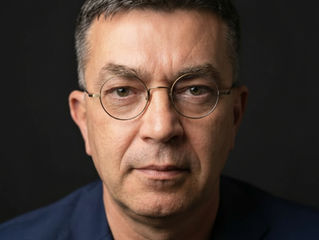 “ Mon expérience au Maroc m’a permis d’observer directement la qualité des talents, l’esprit entrepreneurial et les ambitions nationales en matière d’enseignement supérieur. ”