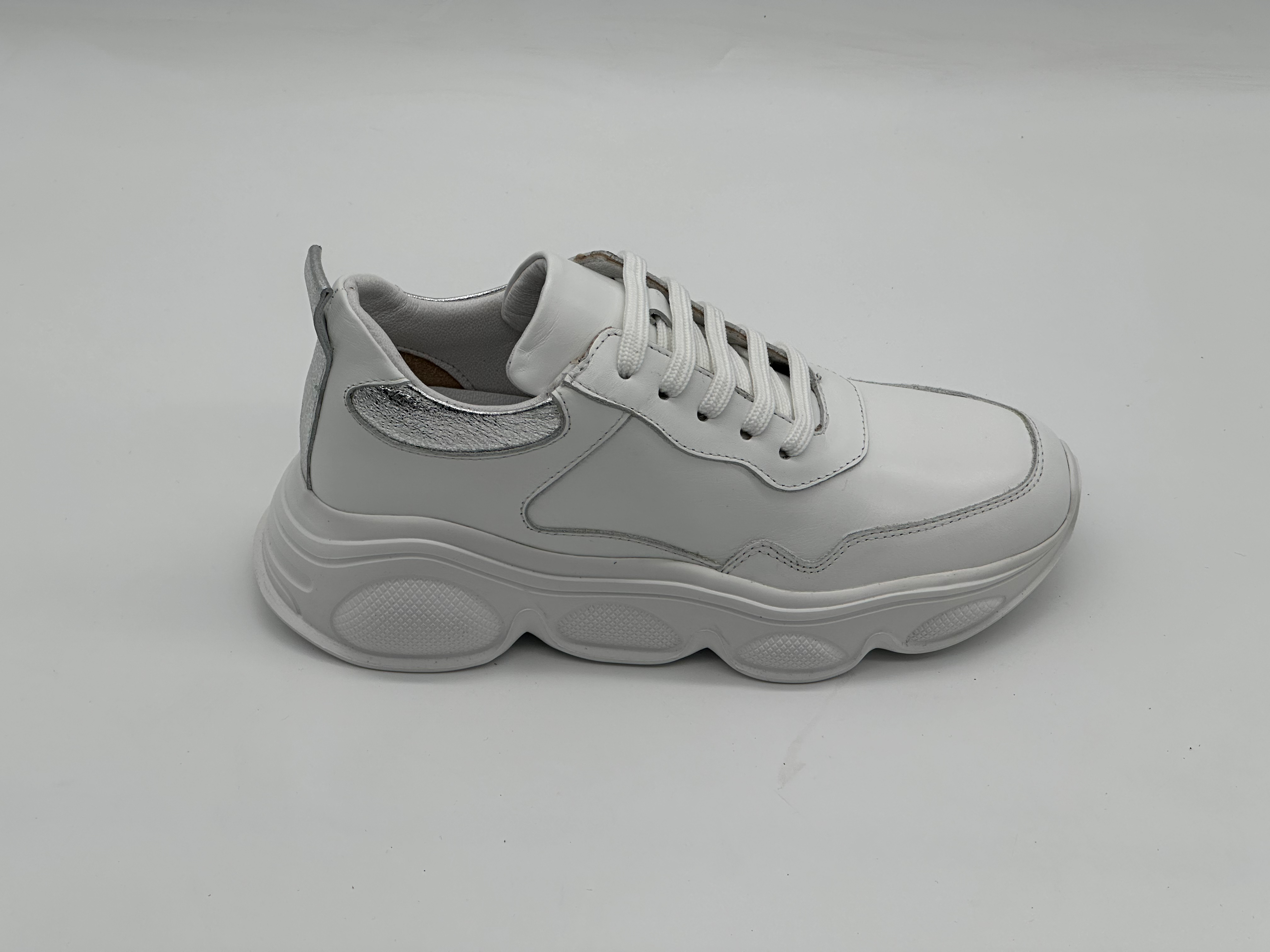 АЯЛДАР ҮЧҮН КРОССОВКА