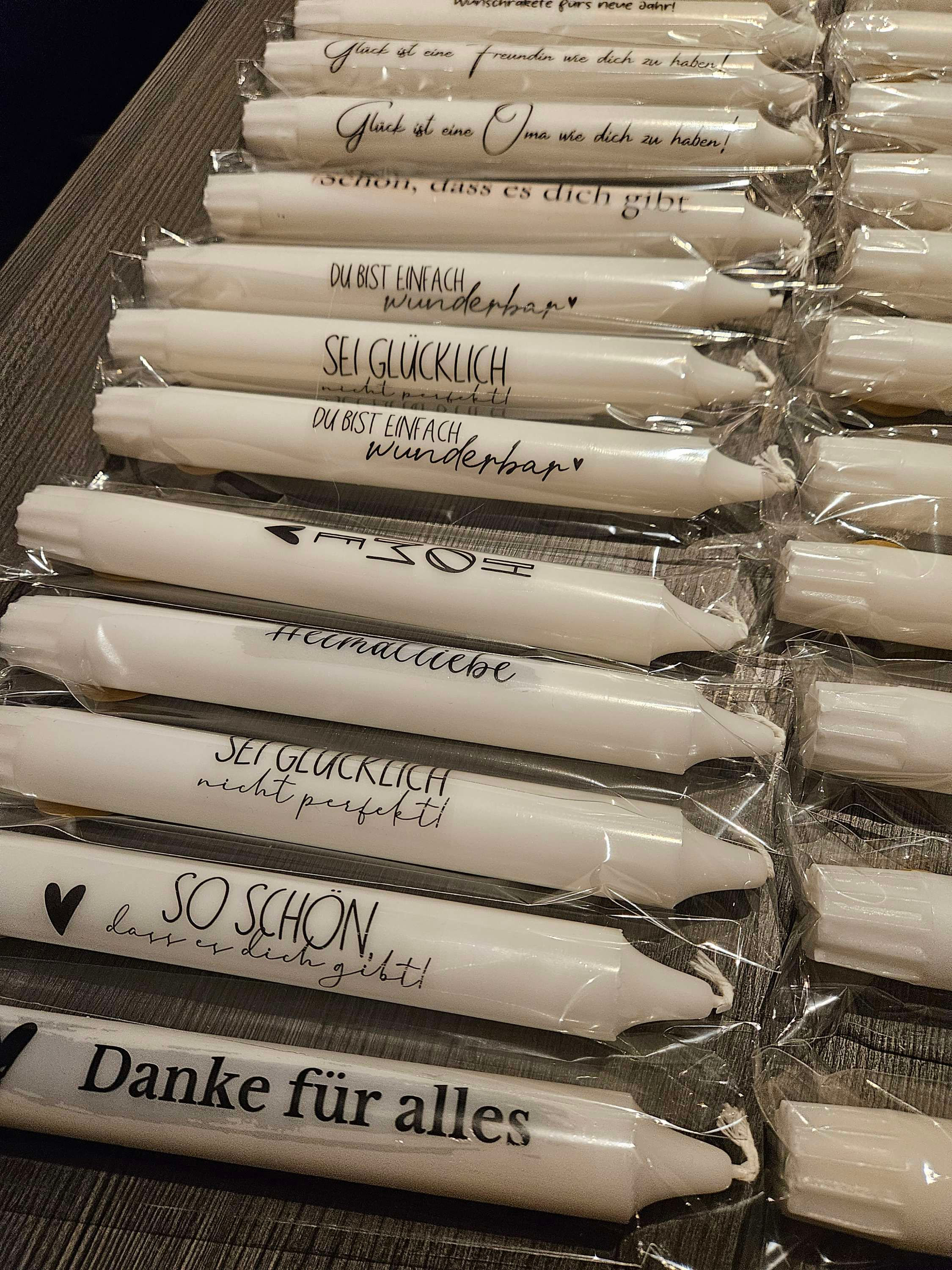 Stabkerze mit individuellem Wunschtext & Motiv