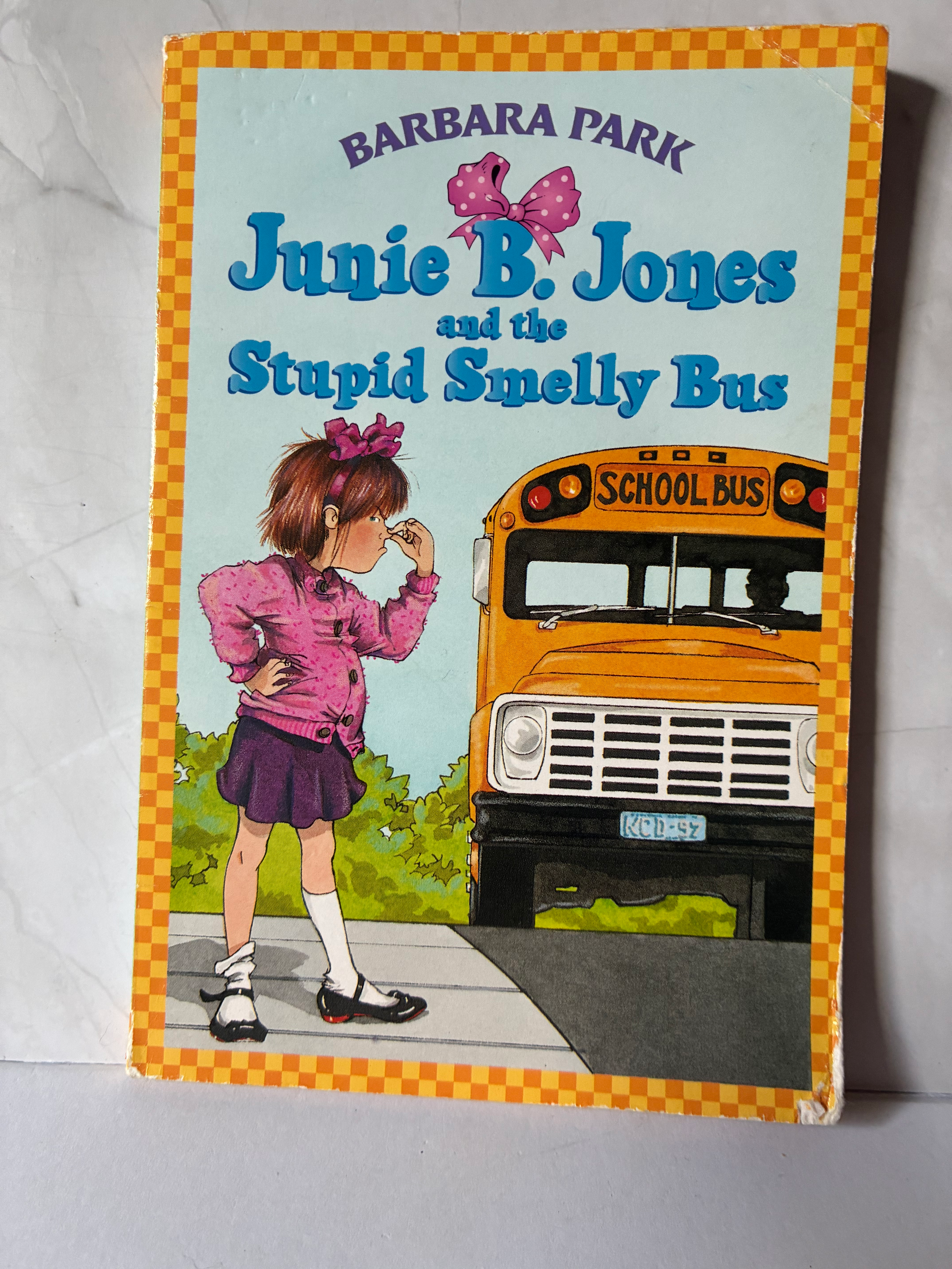 Junior B.Jones and the Stupid Smelly Bus #1