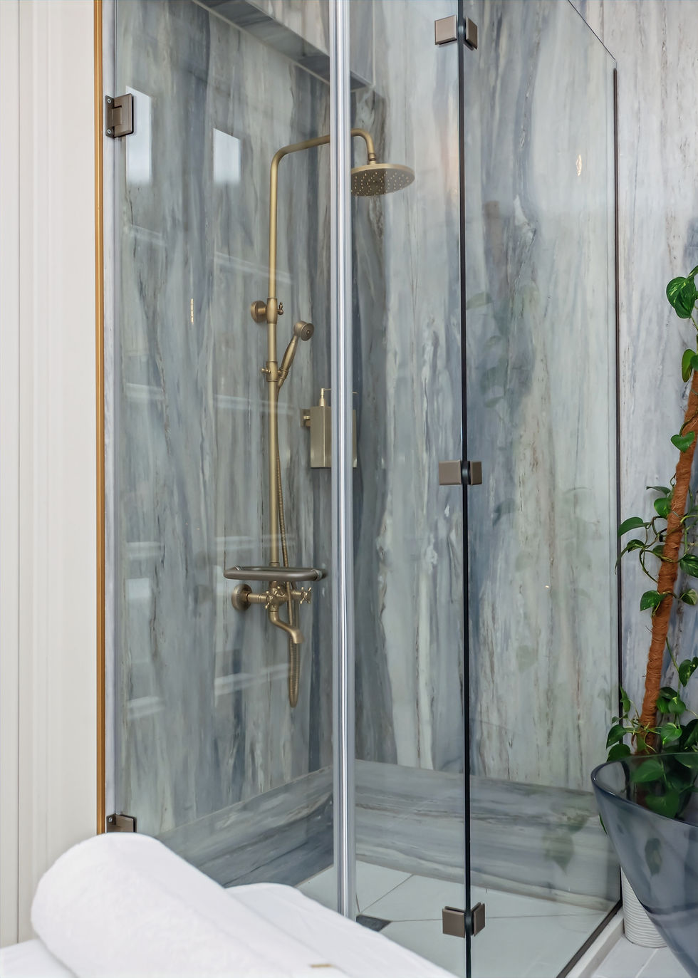 used - OGF_5000 (19)_edited.jpg