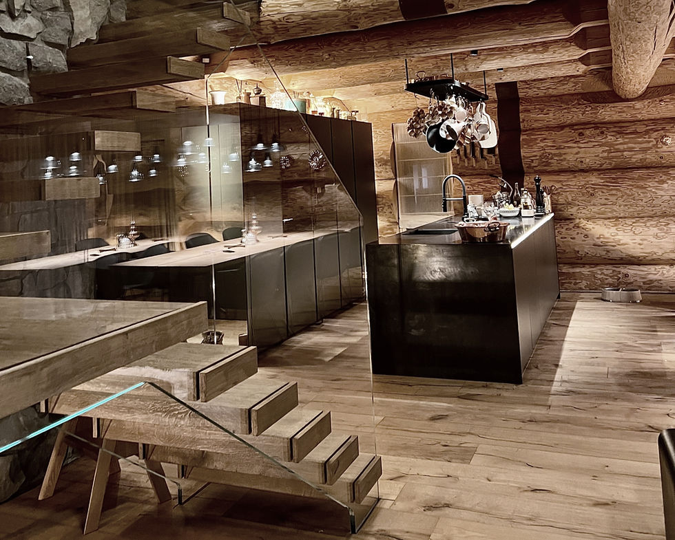 Sklenené zábradlie na mieru – nadčasový a elegantný dizajn pre váš domov