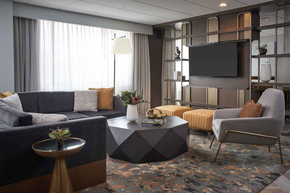 4. C+TC_WESTIN_INDY_CHAIRMANS_STE_2