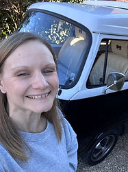 Katie Small, doula and breastfeeding coach supporting families in Dorset, Hampshire and online