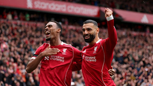 Liverpool enchaîne et domine Everton dans un derby Merseyside plein de souffle