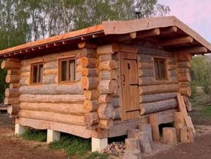 "Je m’enferme ici pendant un mois…" : Vianney dévoile sa cabane et prépare un retour inattendu! Explorons l'intérieur de sa maison!