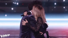 "Je suis devenu chanteur à cause de toi…" : le moment suspendu entre Vladimir et Lara Fabian qui a bouleversé The Voice