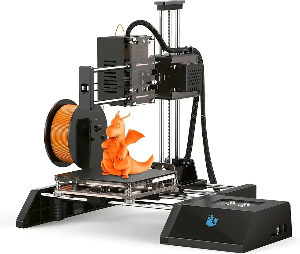 Stampante 3D con filamento arancione che crea un drago