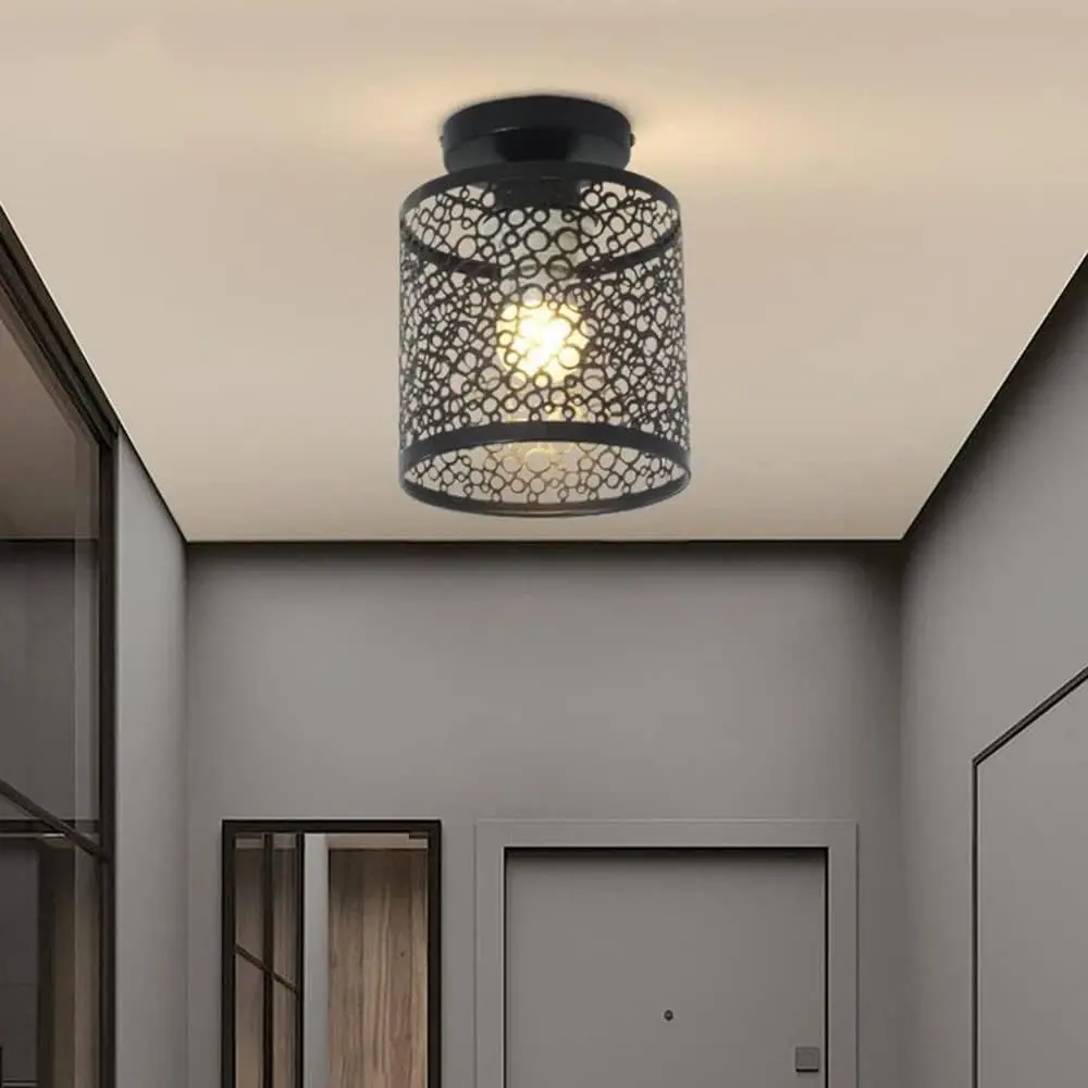 Lampada da soffitto in metallo colore nero