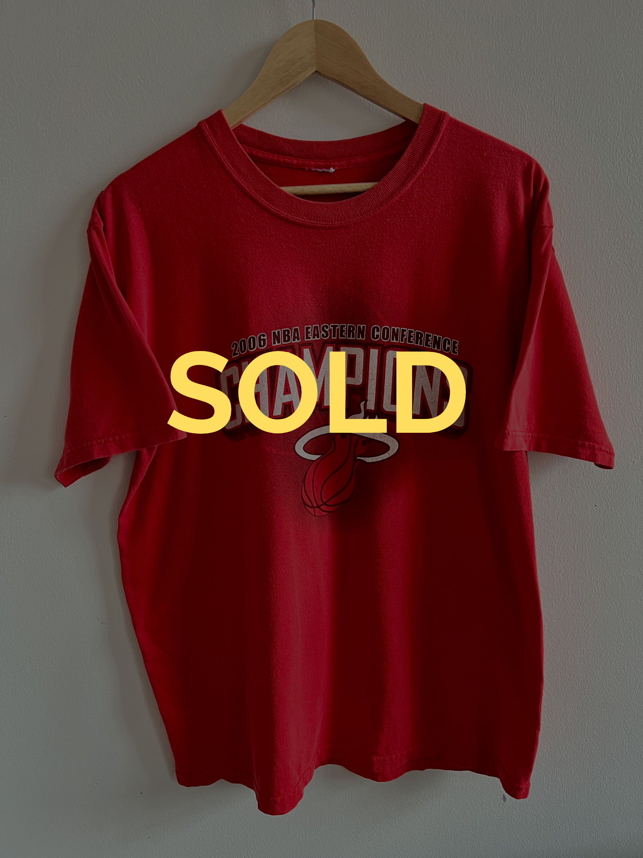 2006 Miami Heat Eastern Conference Champions T-Shirt - L