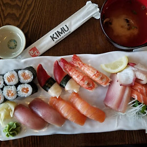 Sashimi & Sushi Combo