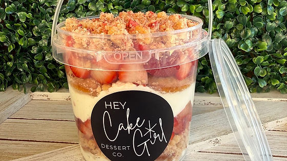 "THE BOSS" Strawberry Shortcake Bucket 24oz