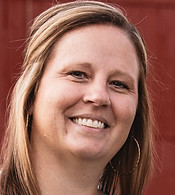 Amanda Schroeder.jpg