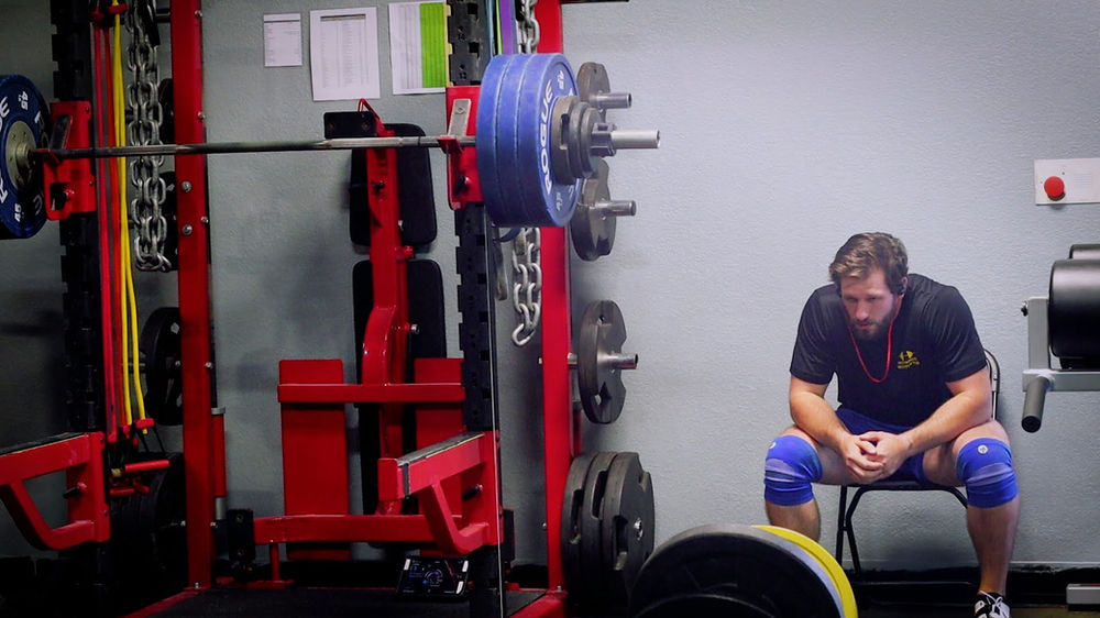 Why Powerlifters Are Fat and Out of Shape