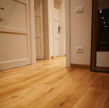 pavimenti in legno rovere naturale - casa privata Conegliano.jpg