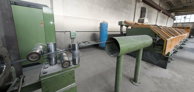 LAVORAZIONE FILO METALLICO (4).jpg