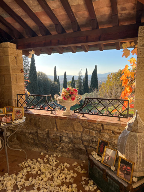 Scenografia floreale per proposta di matrimonio con vista su Firenze – Bottega dei Fior