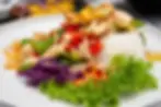 Pollo agli anacardi con riso allo Yaimai Thai Restaurant