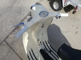 Vespa gl