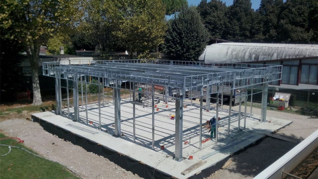 Struttura metallica in costruzione