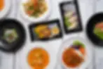 Varietà di piatti tipici del Yaimai Thai Restaurant