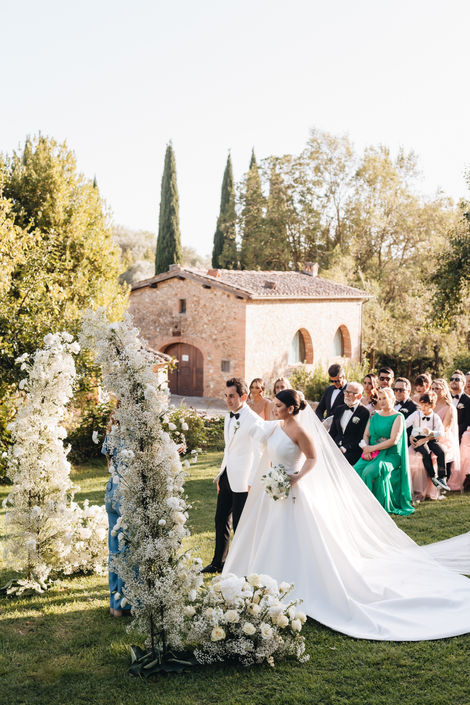 - Allestimento floreale matrimonio romantico al Castello di Bibbione – Chianti | Bottega dei Fiori