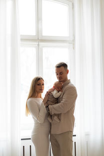 Sesja noworodkowa rodzinne kadry sesja w Krakowie
Fotograf noworodkowy Kraków